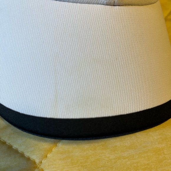 Toronto maple leafs adidas hat men’s small/medium navy outdoor game - Picture 2 of 9